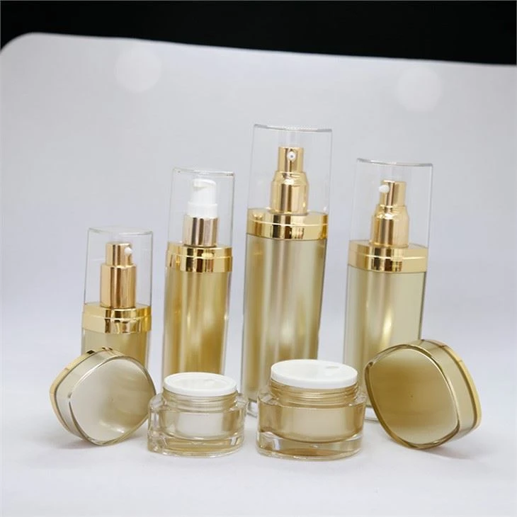 Square Plastic Pump Bottles